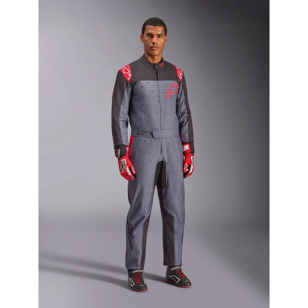 Traje de Karting Alpinestars KMX-9 V3 Graphic 6 FIA 8877-2022 Antracita/Negro/Rojo, vista lateral delantera