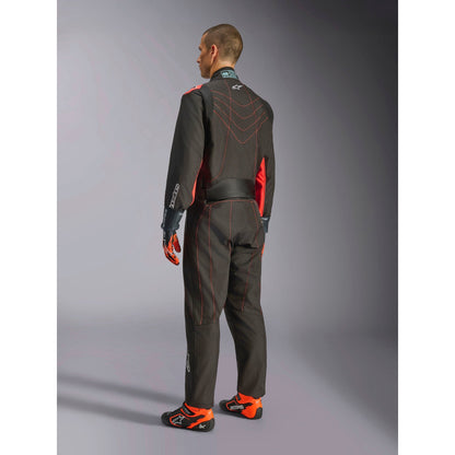 Traje de Karting Alpinestars KMX-9 V3 FIA 8877-2022 Negro/Rojo Flúo, vista lateral trasera